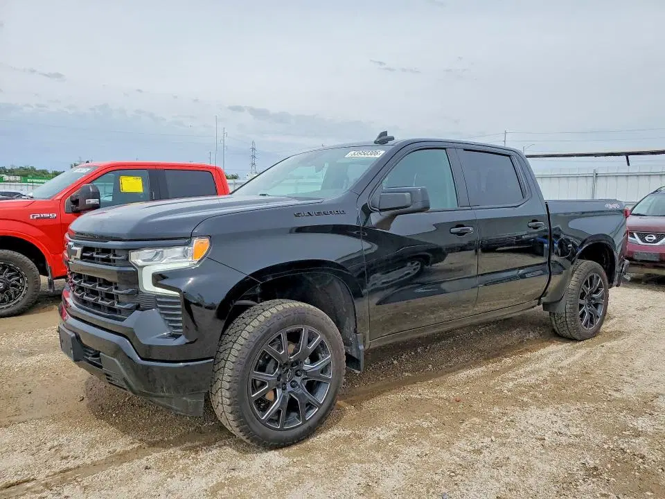 2GCUDEED1P1140376 — 2023 Chevrolet Silverado, Град, фото до ремонта