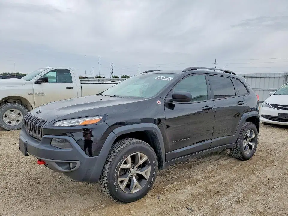 1C4PJMBS8HW552209 — 2017 Jeep Cherokee, Град, фото до ремонта