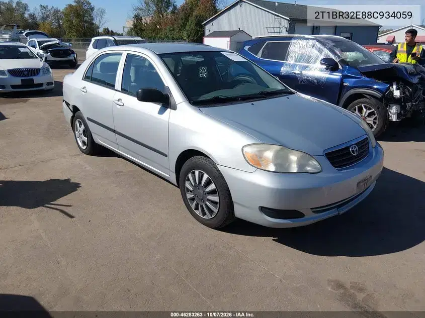 2T1BR32E88C934059 — 2008 Toyota Corolla, задняя часть, фото до ремонта