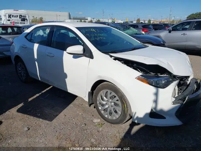 2T1BURHE3KC164952 — 2019 Toyota Corolla L/LE/XLE/SE/XSE, Передняя часть, фото до ремонта