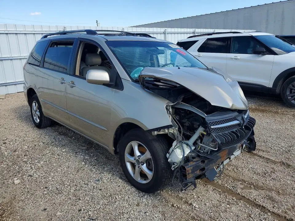 2005 TOYOTA SIENNA VIN 5TDBA22C95S045337 фото 4