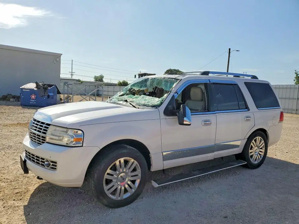 5LMJJ2J51DEL02549 — 2013 Lincoln Navigator, Крыша (Top/Roof), фото до ремонта
