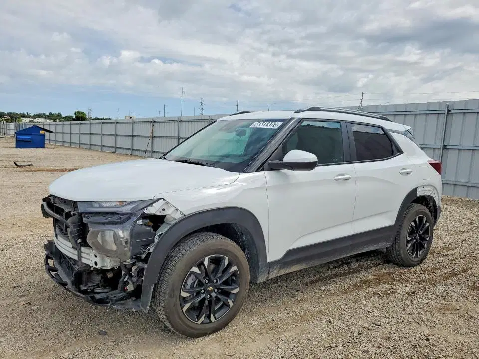 KL79MRSL4NB148040 — 2022 Chevrolet TrailBlazer, Передняя часть, фото до ремонта