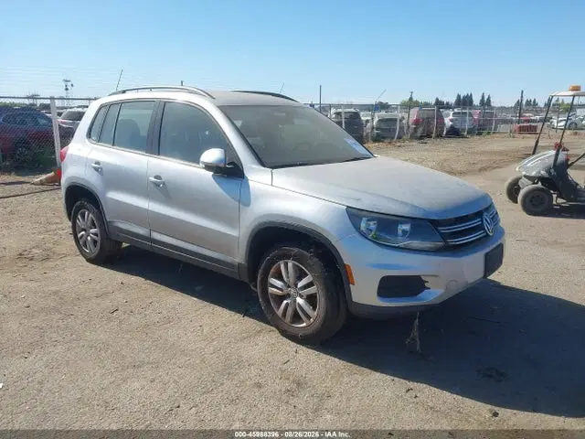 WVGBV7AX2GW582216 — 2016 Volkswagen Tiguan S, Естественный износ, фото до ремонта