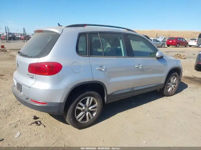2016 Volkswagen TIGUAN S VIN WVGBV7AX2GW582216 фото 4