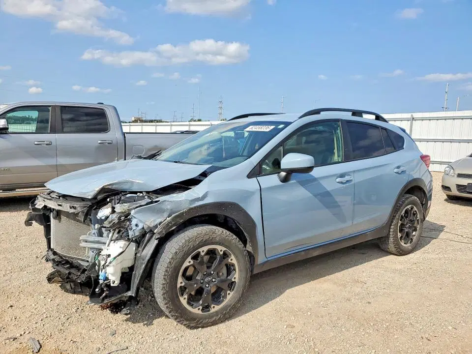 JF2GTACC5N9266085 — 2022 Subaru Crosstrek, передняя часть, фото до ремонта