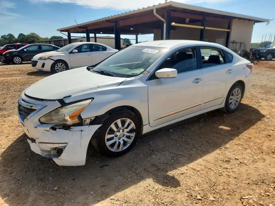 1N4AL3APXEN343035 — 2014 Nissan Altima, Передняя часть, фото до ремонта