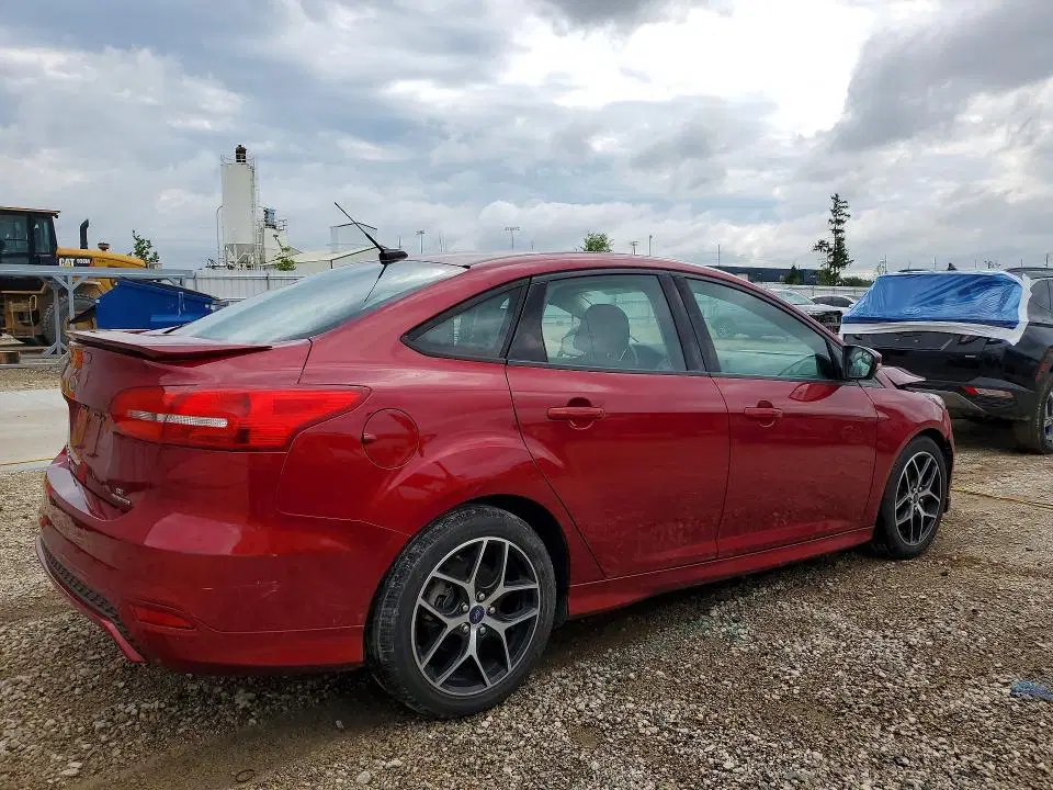 2016 FORD FOCUS VIN 1FADP3F26GL238134 фото 3