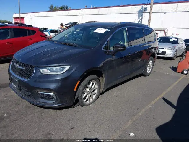 2021 Chrysler Pacifica Touring L VIN 2C4RC1BG7MR589381 фото 2
