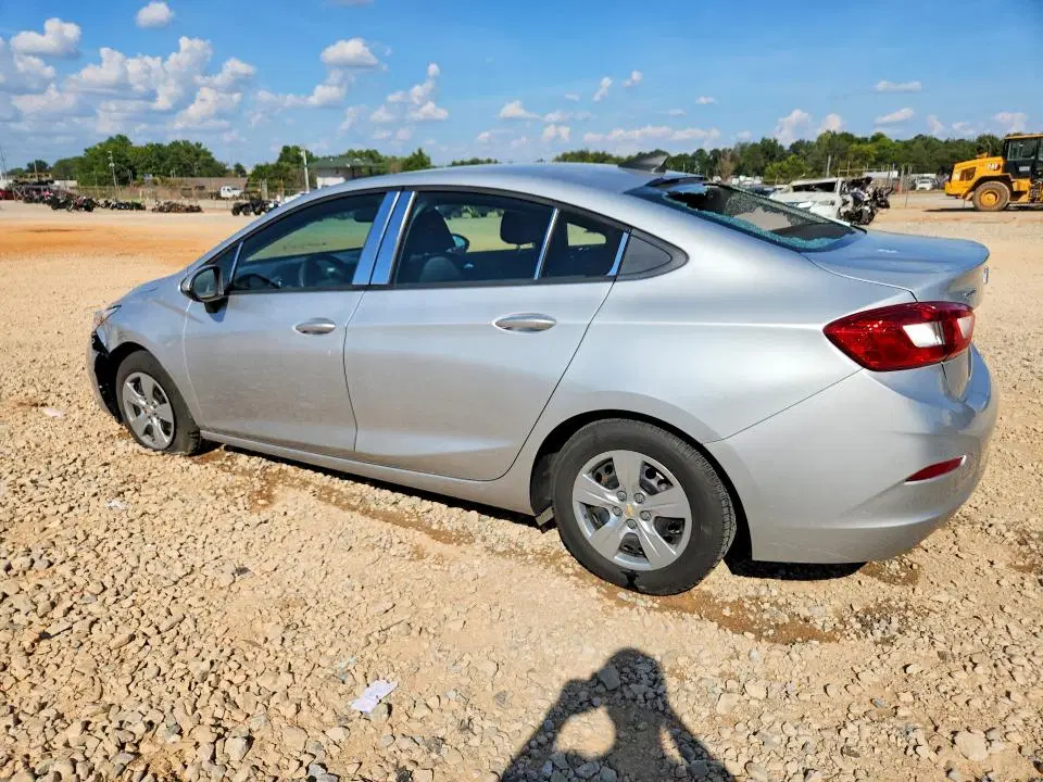 2018 CHEVROLET CRUZE VIN 1G1BC5SM1J7166655 фото 2