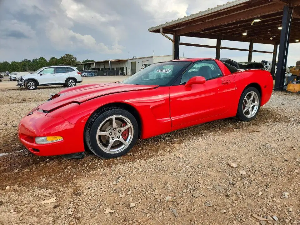1G1YY22G635134383 — 2003 Chevrolet Corvette, Передняя часть, фото до ремонта