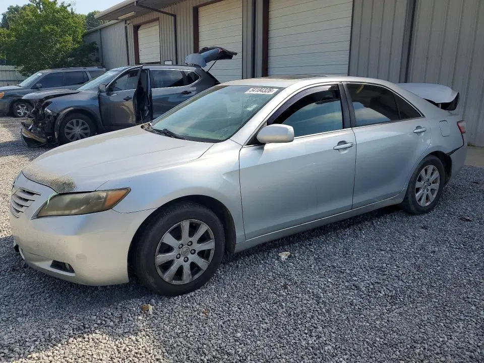 JTNBE46K173085719 — 2008 Toyota Camry, Мелкие вмятины и царапины, фото до ремонта