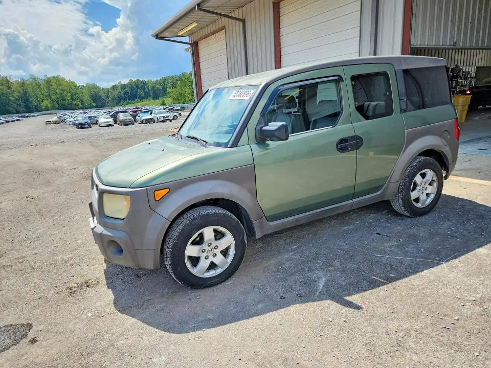 5J6YH28513L002523 — 2003 Honda Element, Мелкие вмятины и царапины, фото до ремонта
