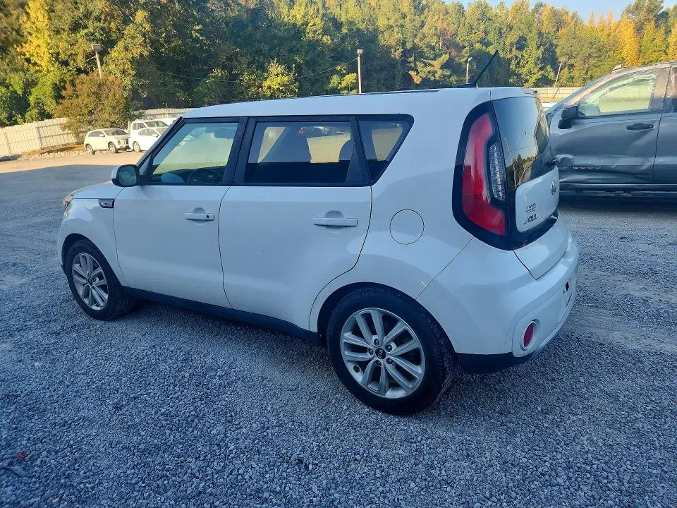 2018 KIA SOUL VIN KNDJP3A55J7568359 фото 3