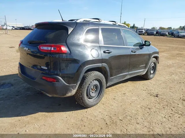 2015 Jeep Cherokee Latitude VIN 1C4PJMCS1FW575424 фото 4