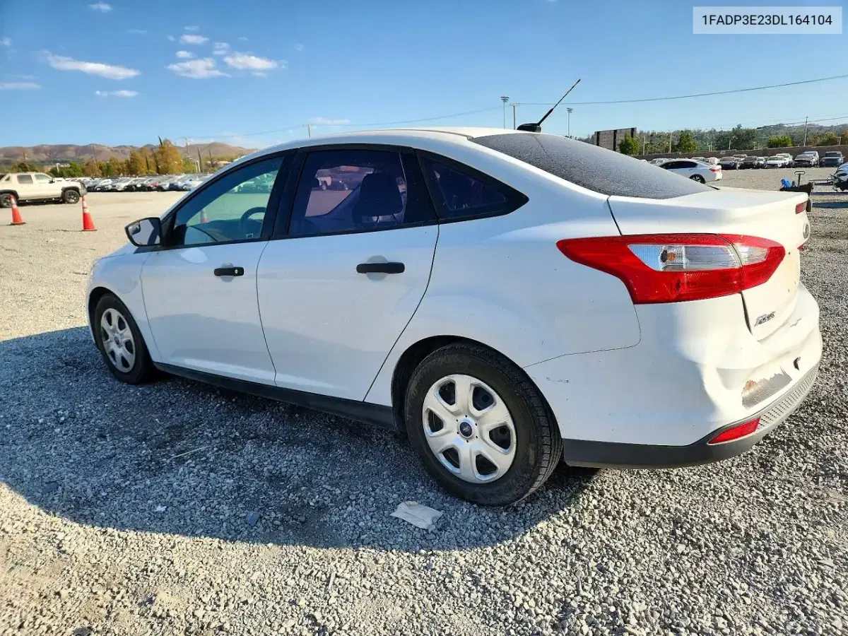 2013 Ford Focus S VIN 1FADP3E23DL164104 фото 2