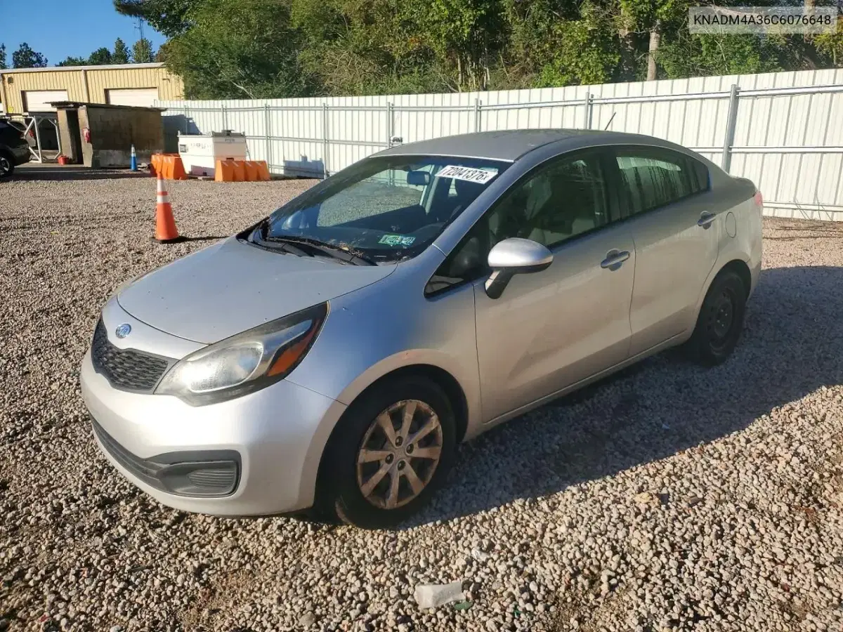 KNADM4A36C6076648 — 2012 Kia Rio, мелкие вмятины и царапины, фото до ремонта