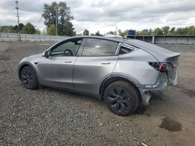 2024 Tesla Model Y VIN 7SAYGDEE5RF164453 фото 2