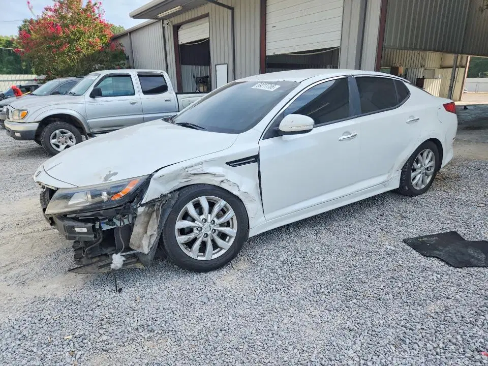 5XXGN4A76FG423899 — 2015 Kia Optima, Передняя часть, фото до ремонта
