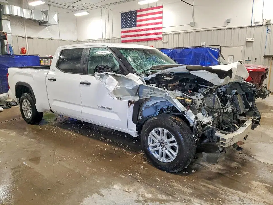 2026 Toyota Tundra VIN 5TFLA5EC7TX055356 фото 4