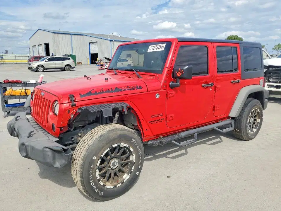 1C4BJWDG1FL519629 — 2015 Jeep Wrangler Unlimited, мелкие вмятины и царапины, фото до ремонта