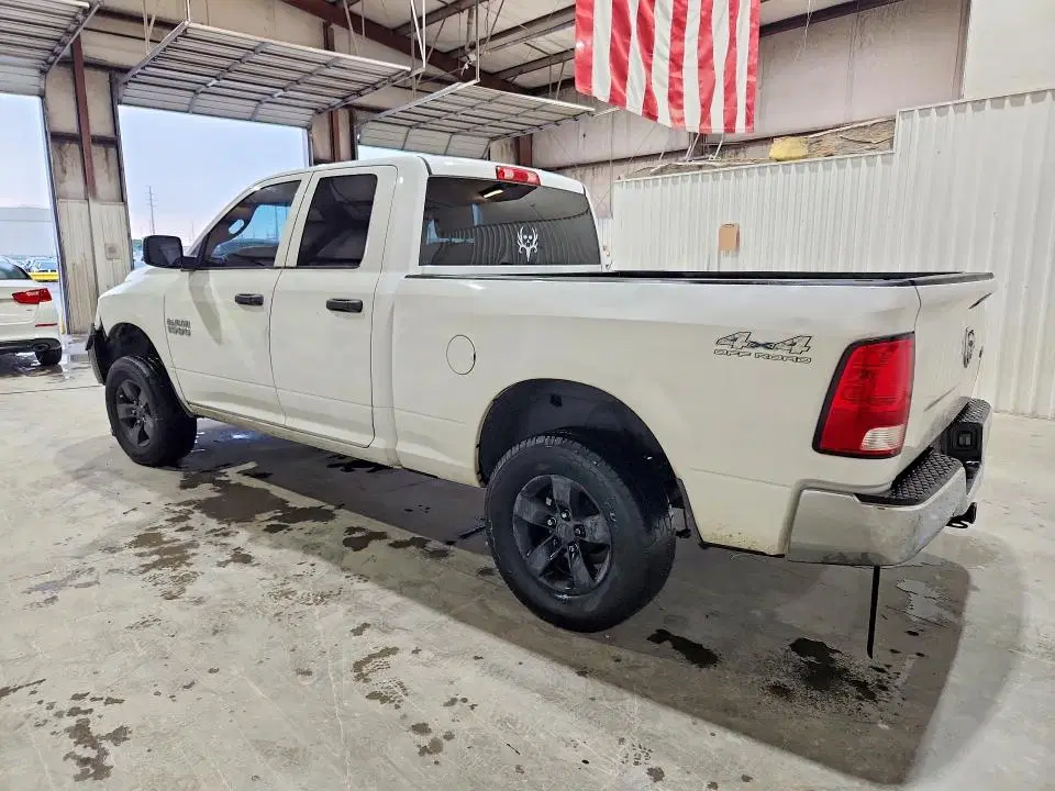 2017 RAM 1500 VIN 1C6RR7FG5HS697652 фото 2
