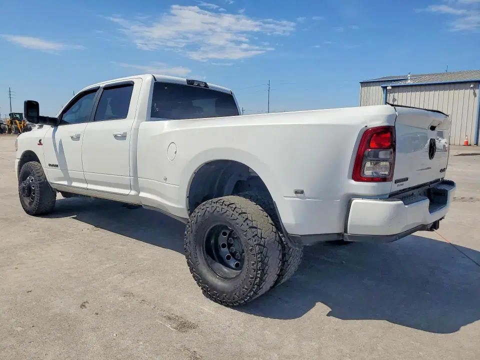 2022 RAM 3500 VIN 3C63RRHLXNG133638 фото 2
