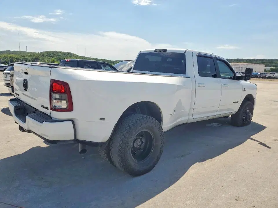 2022 RAM 3500 VIN 3C63RRHLXNG133638 фото 3
