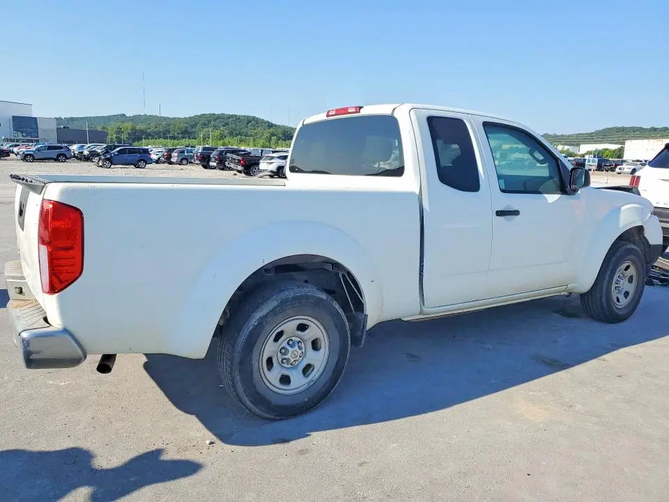 2014 NISSAN FRONTIER VIN 1N6BD0CT3EN733802 фото 3