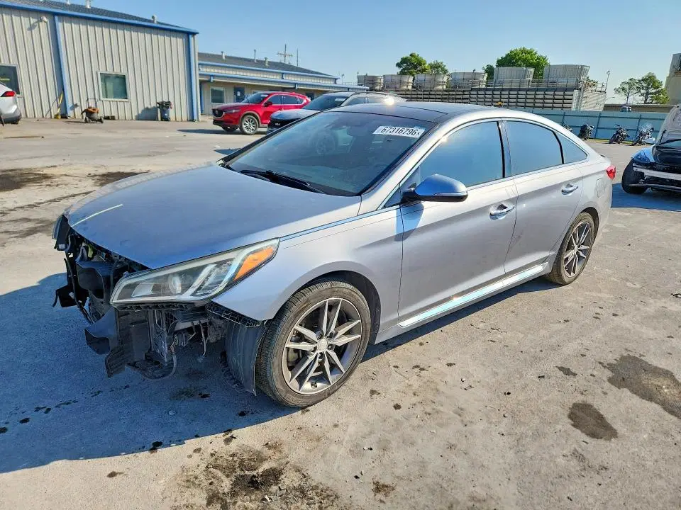 5NPE34AB9FH045244 — 2015 Hyundai Sonata, Повреждения со всех сторон, фото до ремонта