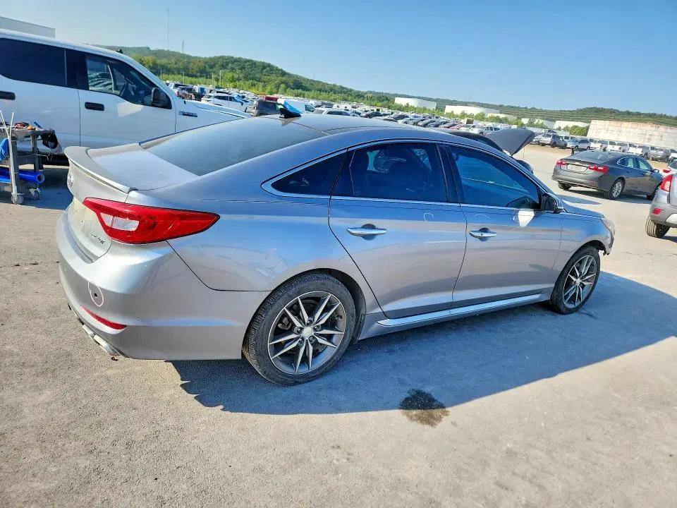 2015 HYUNDAI SONATA VIN 5NPE34AB9FH045244 фото 3
