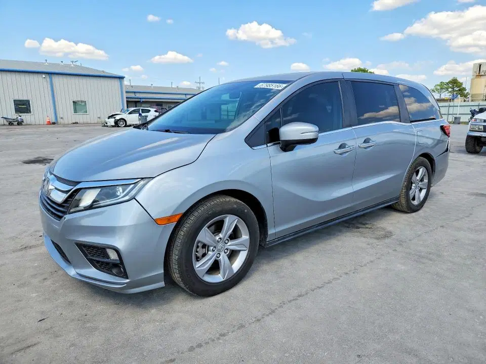5FNRL6H75LB001024 — 2020 Honda Odyssey, Задняя часть, фото до ремонта