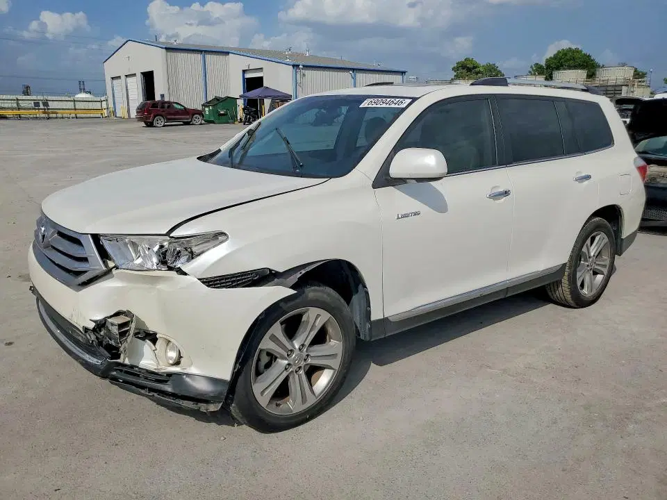 5TDYK3EH4CS052679 — 2012 Toyota Highlander, Передняя часть, фото до ремонта