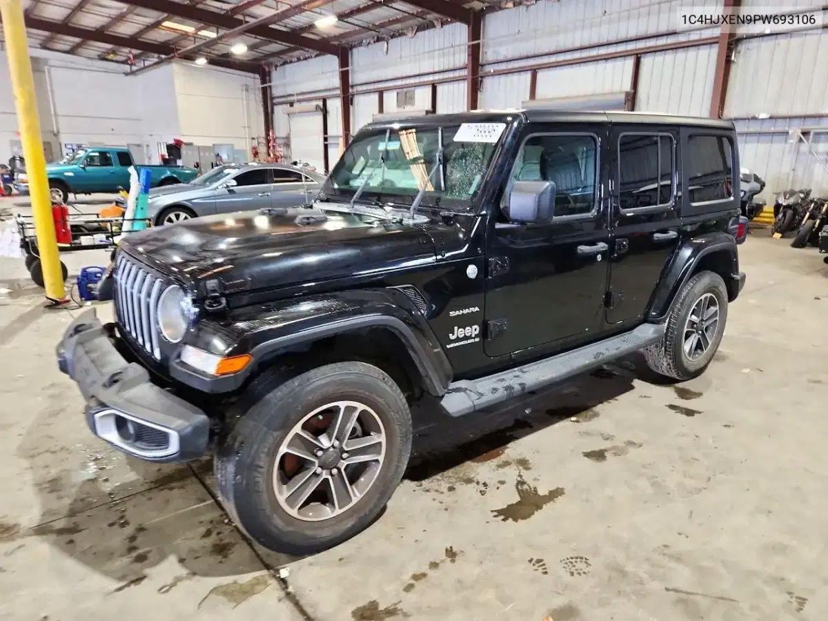 1C4HJXEN9PW693106 — 2023 Jeep Wrangler, механические повреждения, фото до ремонта