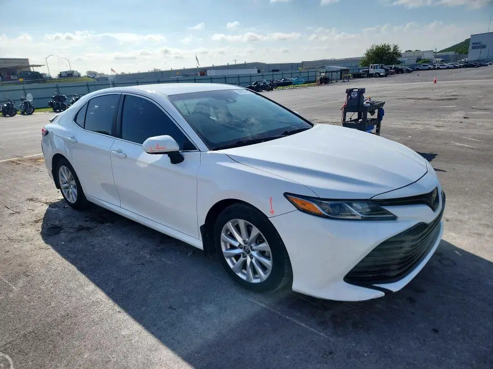 2018 TOYOTA CAMRY VIN 4T1B11HK5JU031719 фото 4
