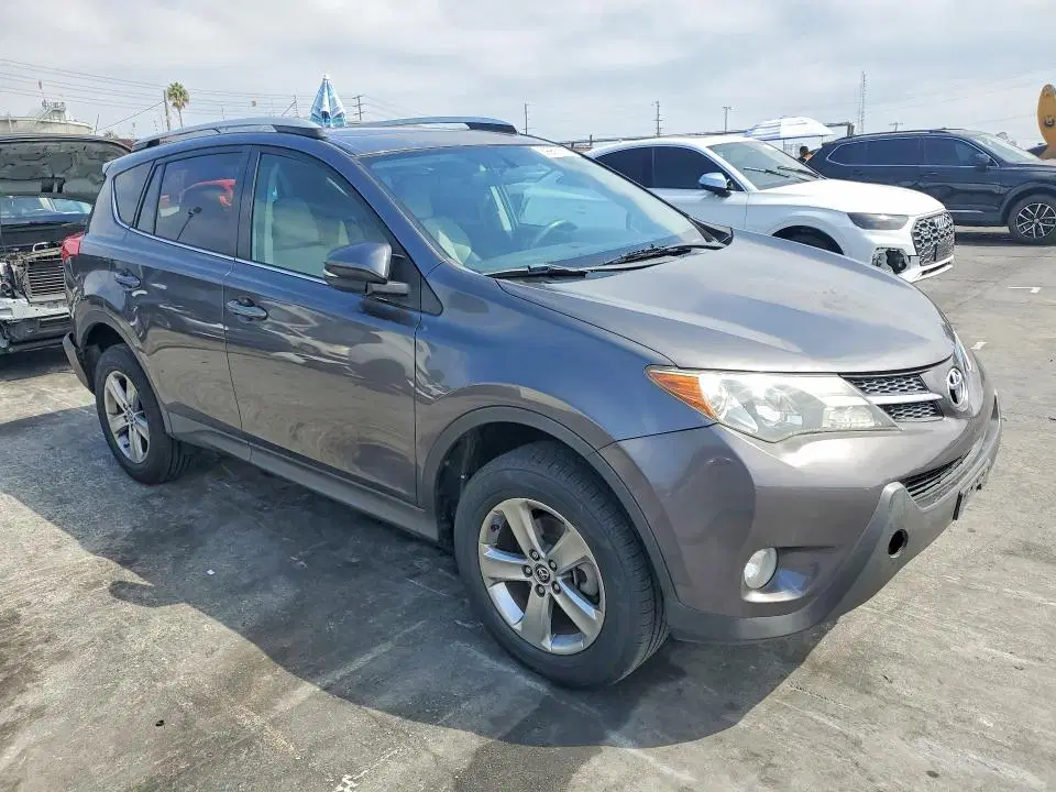 2015 Toyota RAV4 VIN 2T3WFREV5FW135433 фото 4
