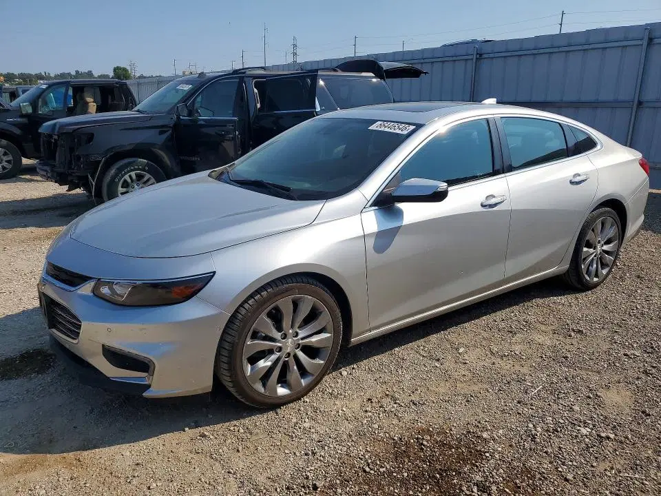 1G1ZH5SXXGF330610 — 2016 Chevrolet Malibu, Передняя часть, фото до ремонта
