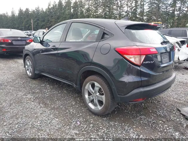 2017 Honda HR-V LX VIN 3CZRU6H36HM708012 фото 3