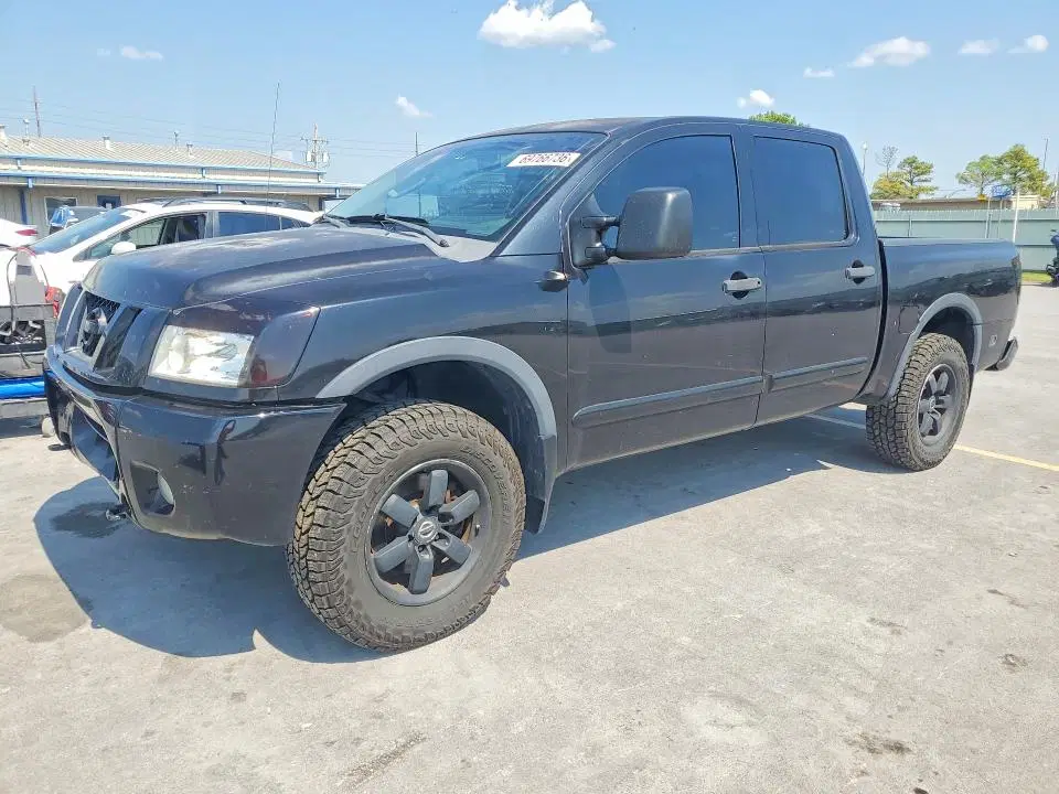 1N6BA07C29N312694 — 2009 Nissan Titan, задняя часть, фото до ремонта