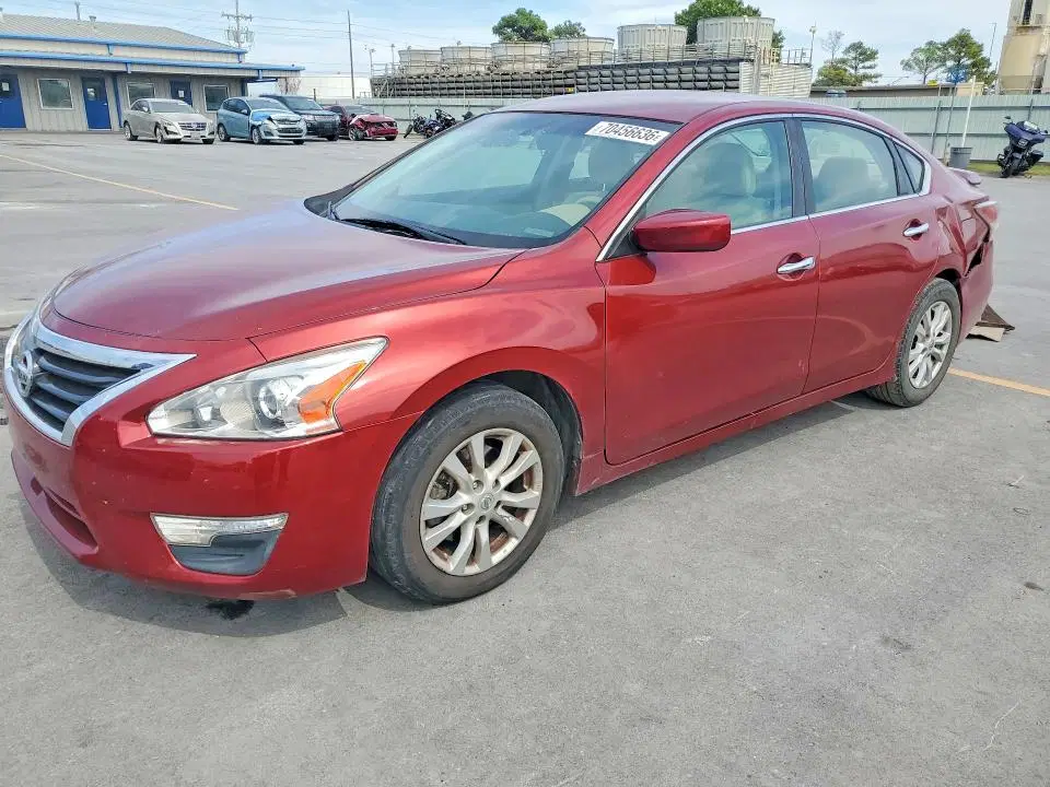 1N4AL3AP0EC178849 — 2014 Nissan Altima, Задняя часть, фото до ремонта