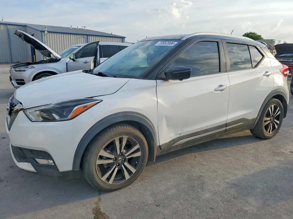 3N1CP5CU4JL510413 — 2018 Nissan Kicks, механические повреждения, фото до ремонта