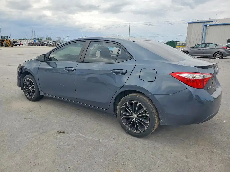 5YFBURHE6GP406818 — 2016 Toyota Corolla, Боковая часть, фото до ремонта