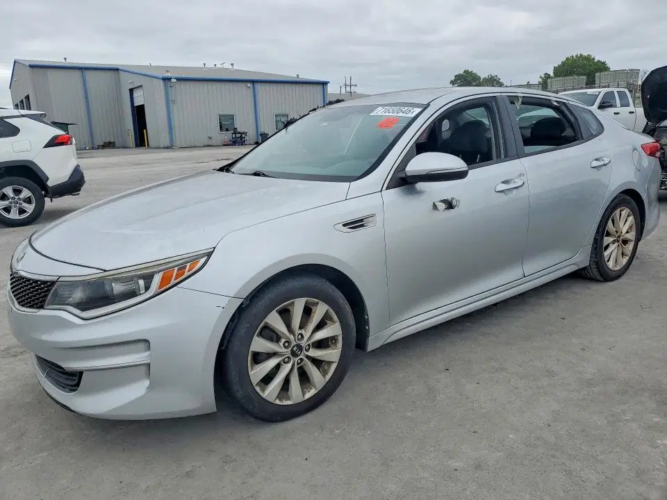 5XXGT4L35GG046239 — 2016 Kia Optima, Подтопление, фото до ремонта