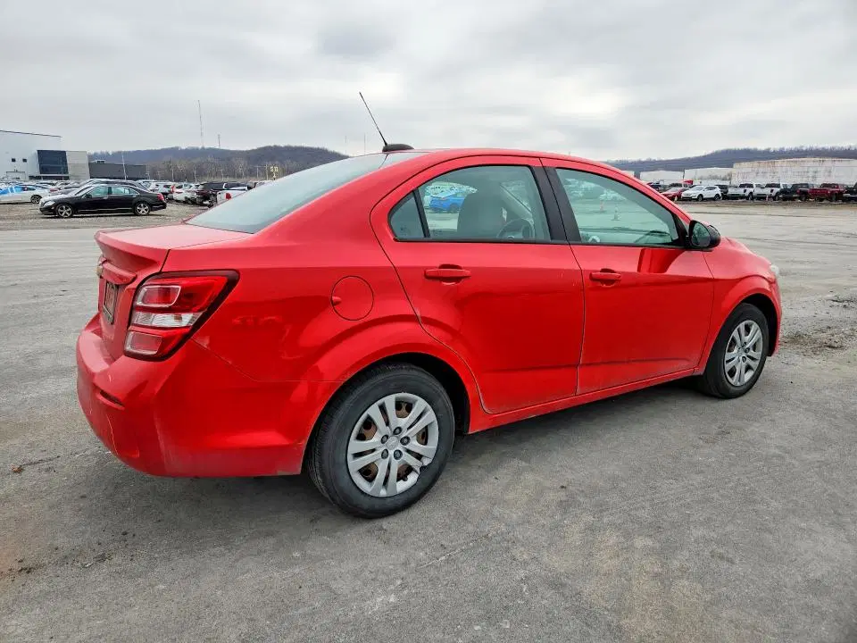 2017 CHEVROLET SONIC VIN 1G1JB5SH7H4148903 фото 3