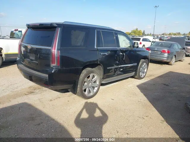2016 Cadillac Escalade Luxury VIN 1GYS4BKJ7GR383465 фото 4
