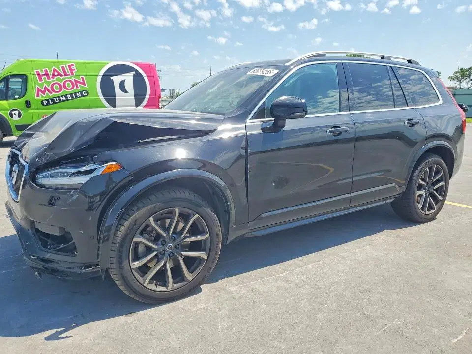 YV4A22PK7G1089262 — 2016 Volvo XC90, передняя часть, фото до ремонта
