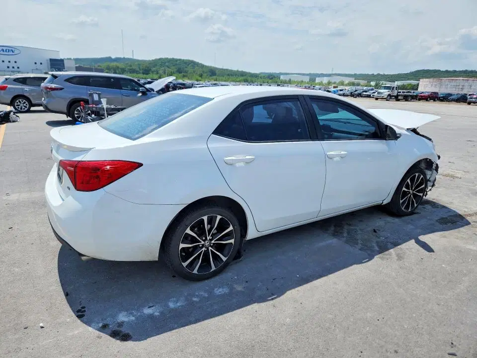 2017 TOYOTA COROLLA VIN 5YFBURHE1HP726713 фото 3