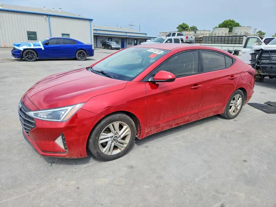 5NPD84LF6KH453806 — 2019 Hyundai Elantra, Задняя часть, фото до ремонта