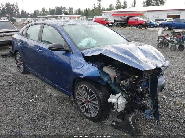 3KPF44AC2RE805713 — 2024 Kia Forte GT, Передняя часть, фото до ремонта