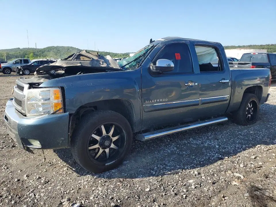 3GCPCSE06BG209302 — 2011 Chevrolet Silverado, Повреждения со всех сторон, фото до ремонта